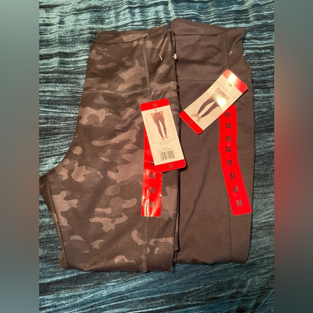 ‼️THIS ITEM SOLD‼️2 PAIR size M Danskin leggings black camo print & black salt